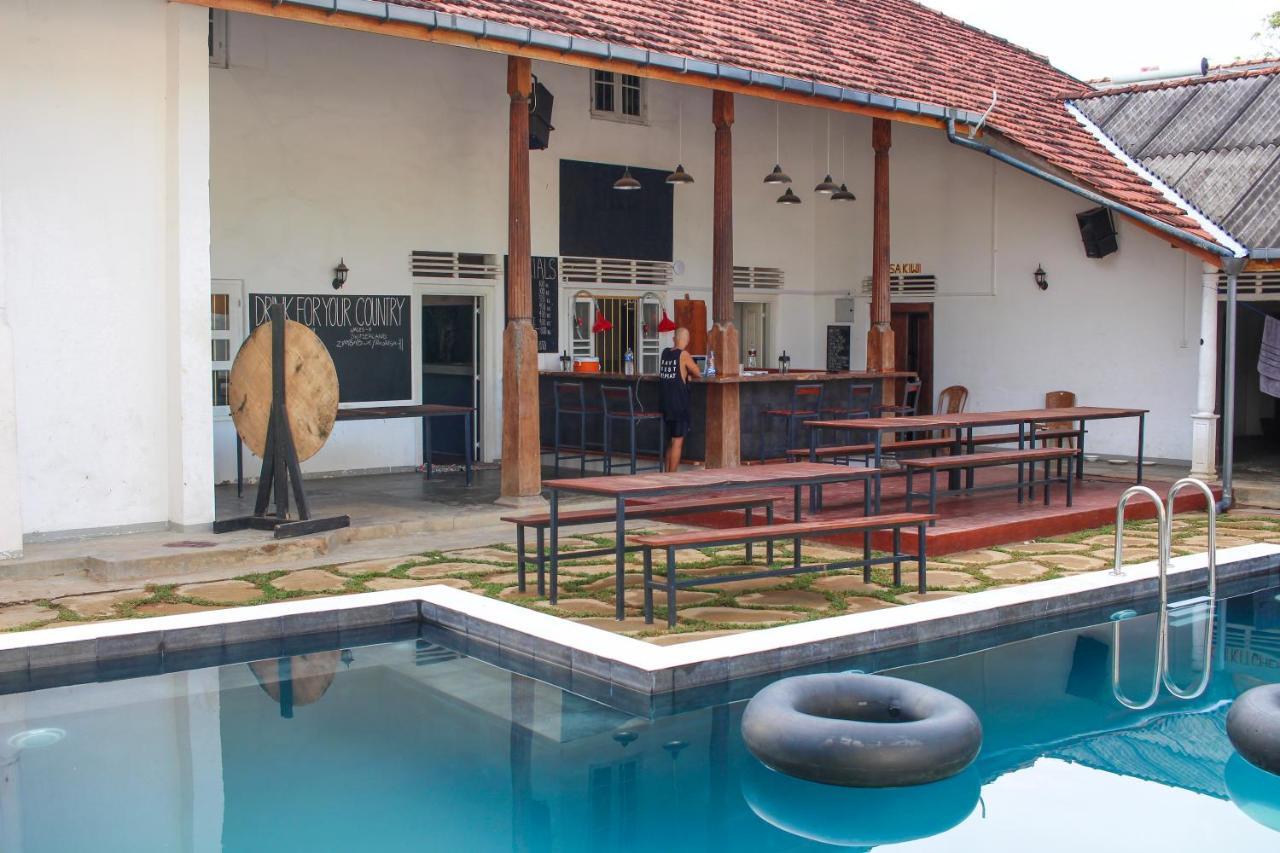 Why Not Backpackers Hostel Mirissa Exterior photo